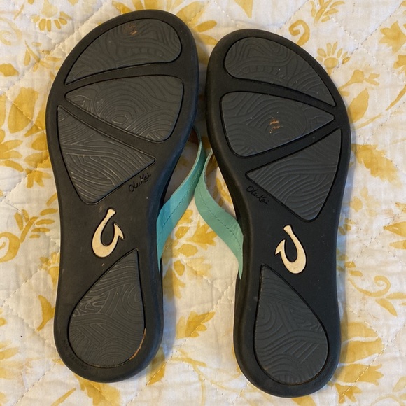 OluKai Flip Flops - Picture 4 of 6